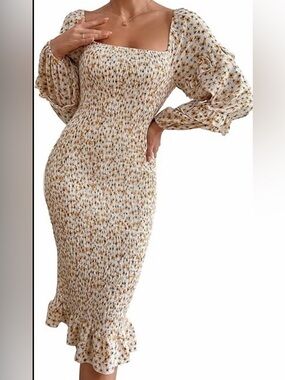 Pretty garden Smocked Puff-Sleeve Midi Dress in yellow cream n blue  Floral